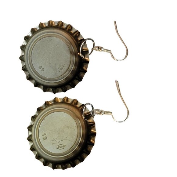 ❤️ DAP Bottle Cap Skull Punk Gothic Pierced Earrings ❤️ - Picture 8 of 8